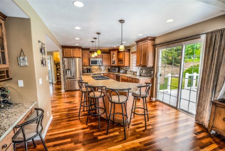 Overview estate family home